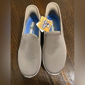 Skechers Tan Hands Free Slip Ins Size 10